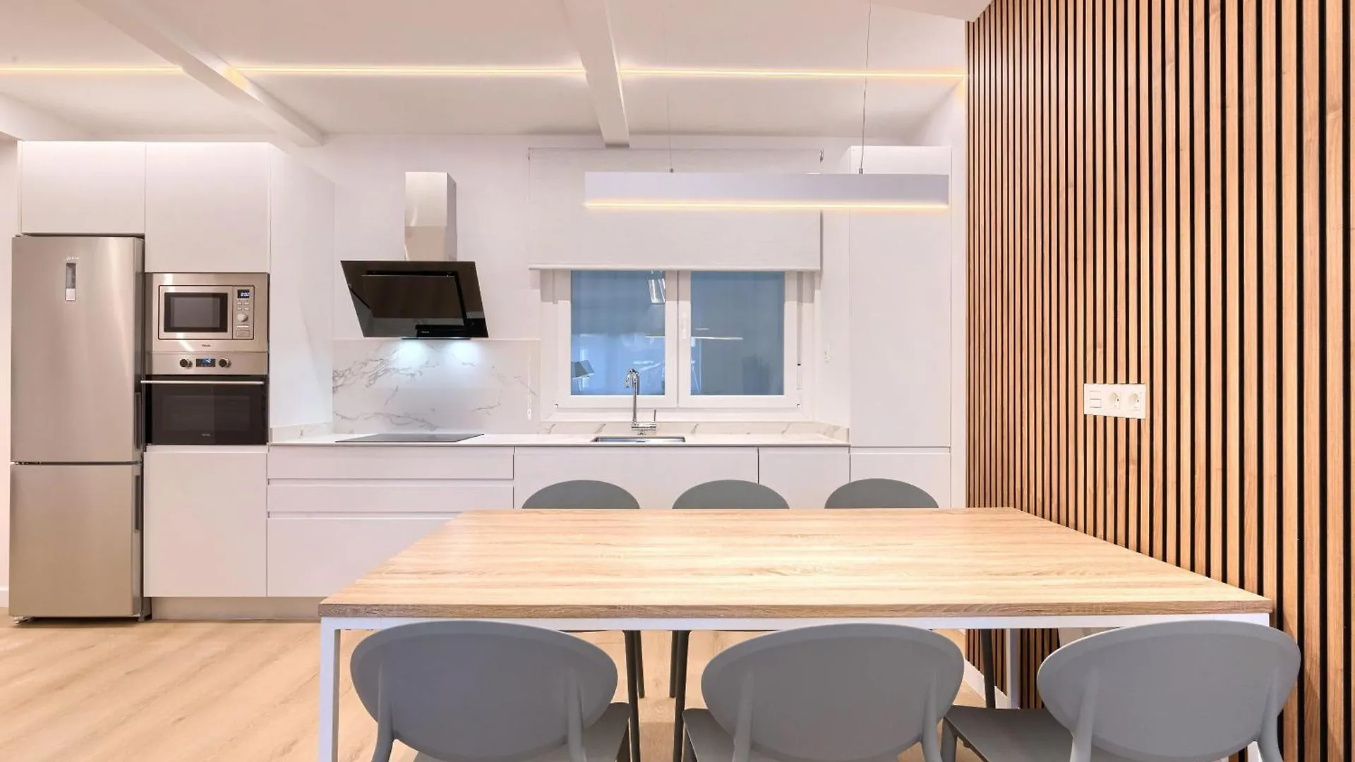 Estilo Y Comodidad Junto Al Hospital Y Central Bus Bilbao Apartment