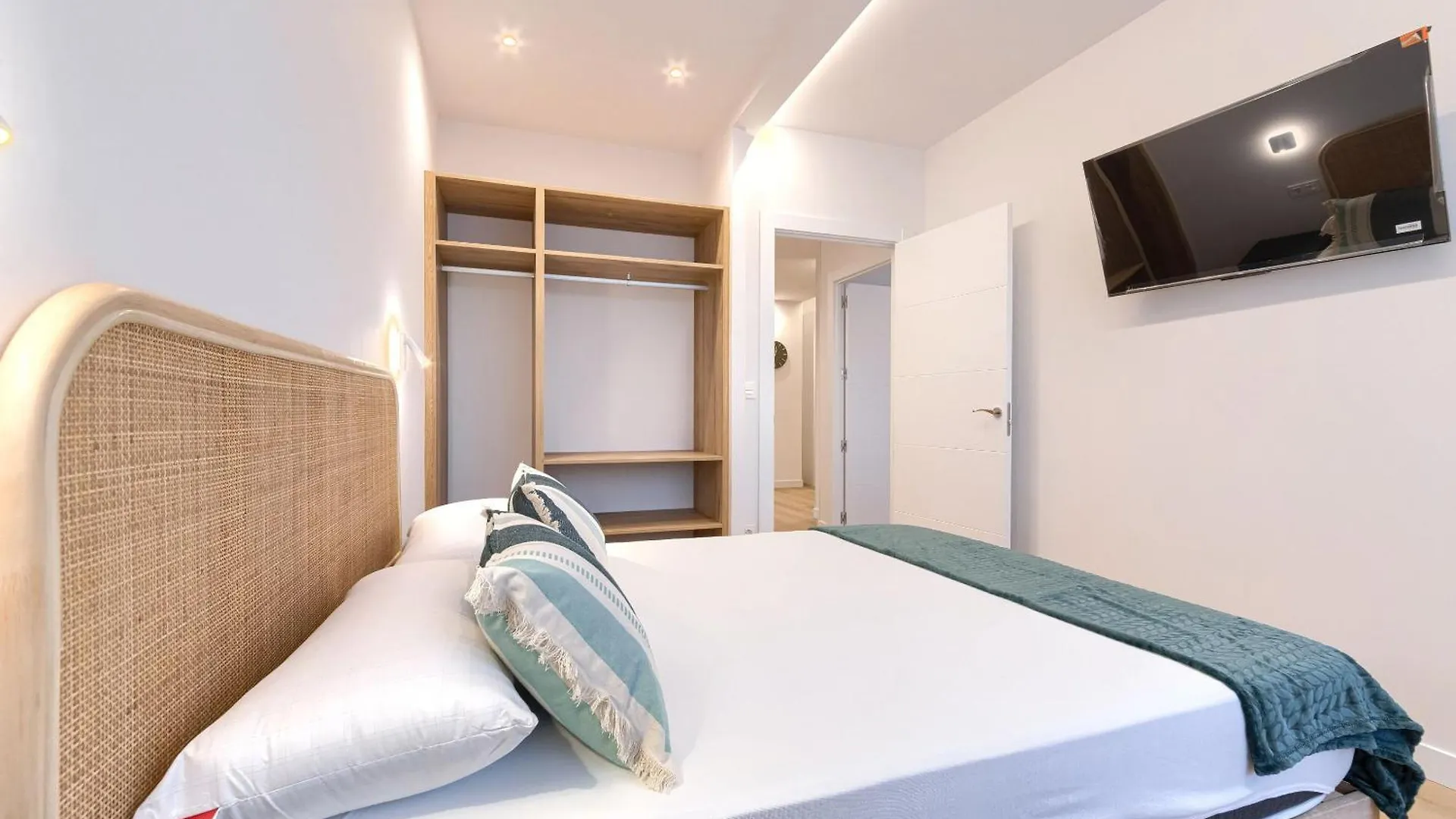Estilo Y Comodidad Junto Al Hospital Y Central Bus Bilbao Apartment