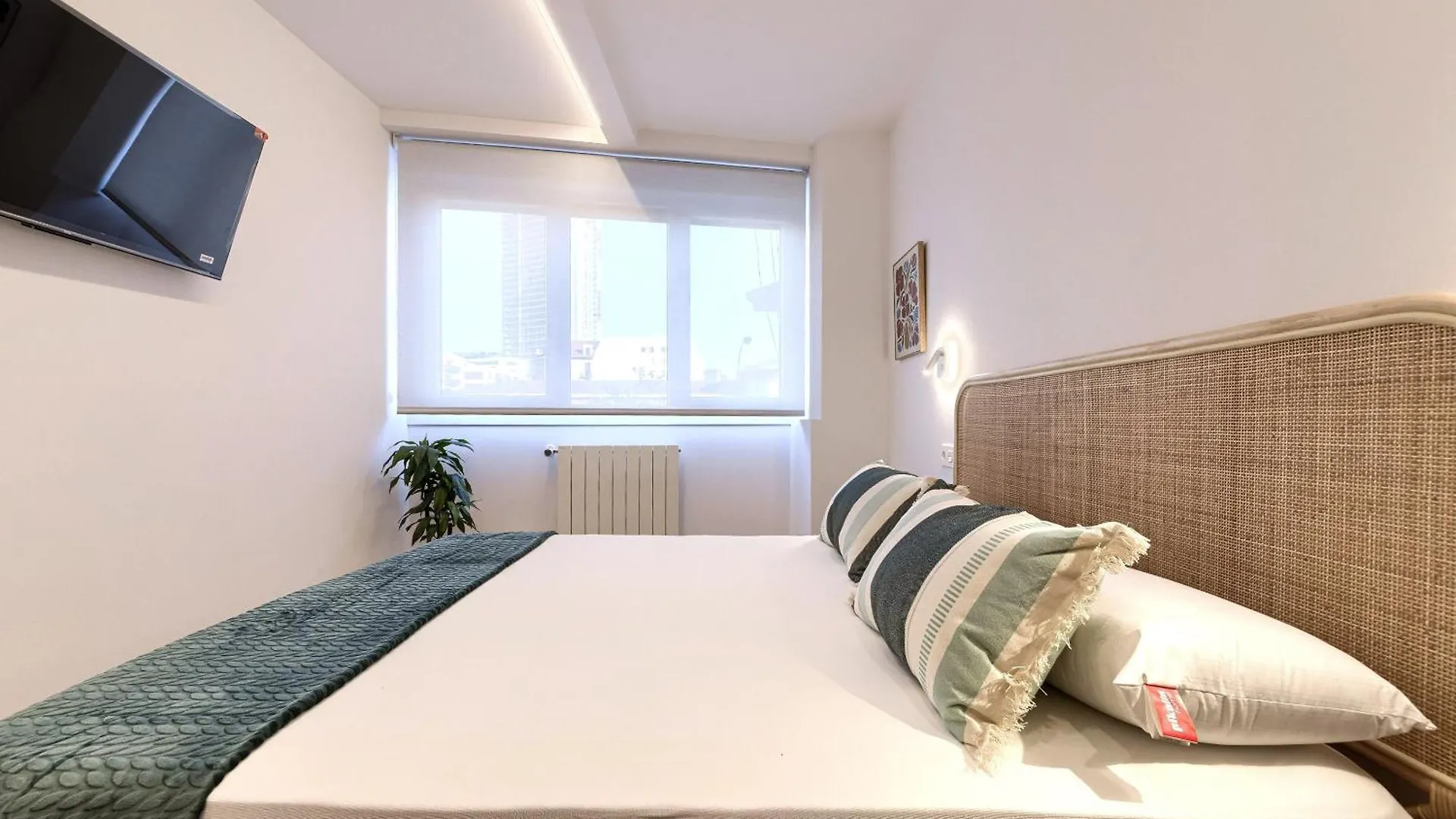Apartment Estilo Y Comodidad Junto Al Hospital Y Central Bus Bilbao Spain